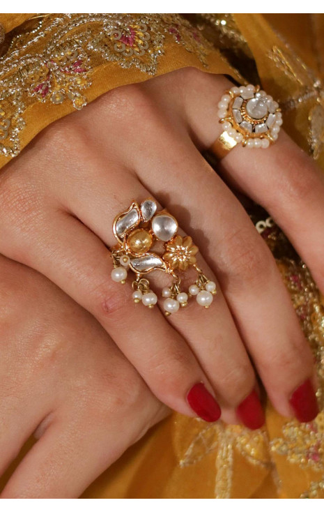 Waniya (Ring)